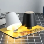 Lampara Velador Led Táctil Recargable Para Botellas - Image 2