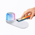 Parlante Velador con Base de Carga Ovalada y Luces Rgb