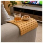 Soporte Flexible para Apoyabrazos de Sofá en Bambú para Snacks y Bebidas - Imagen 9